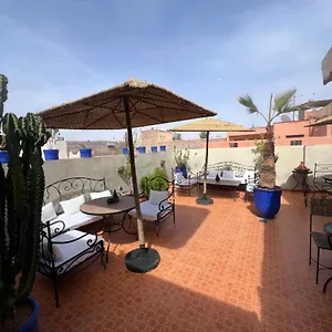 La Perla Bianca Bed & Breakfast